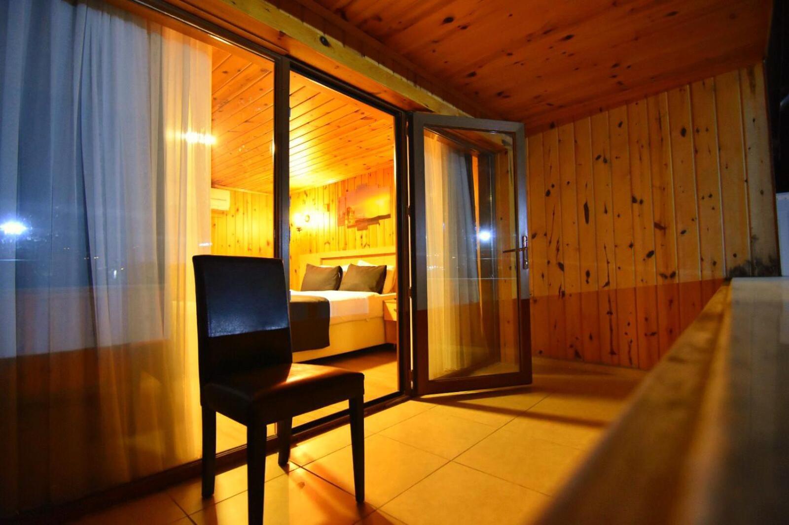 Sandal Otel Trabzon Esterno foto
